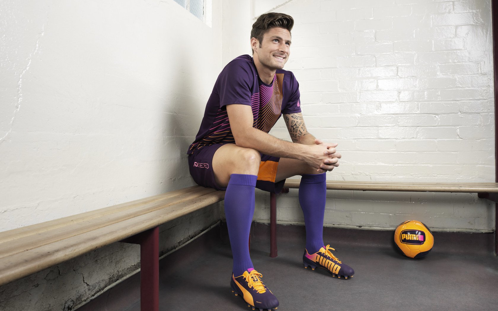 弗赖堡青训小将表现惊艳全场，弗赖堡主帅